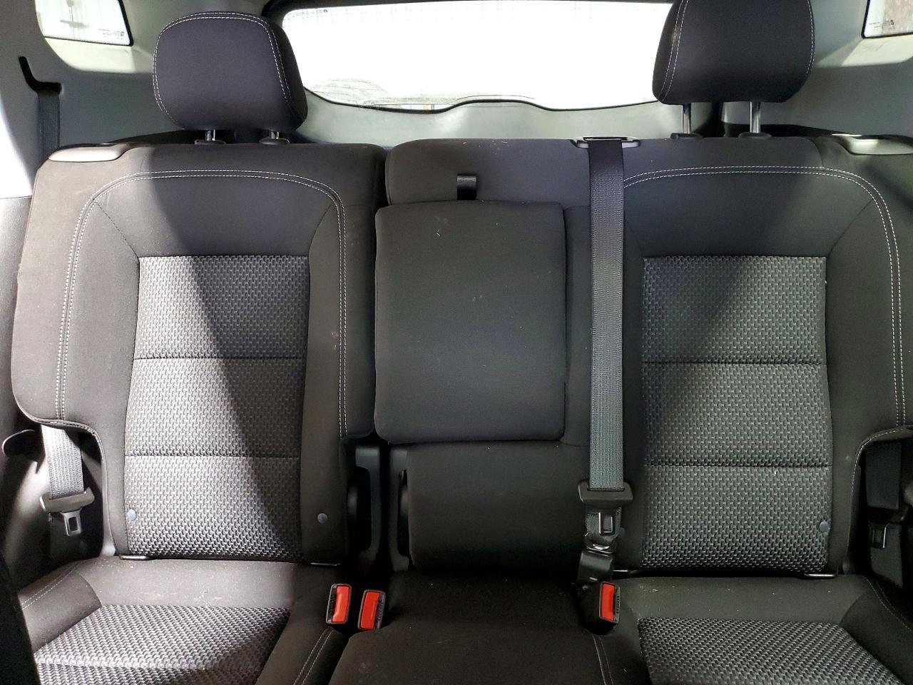 2024 GMC TERRAIN SLE photo 10