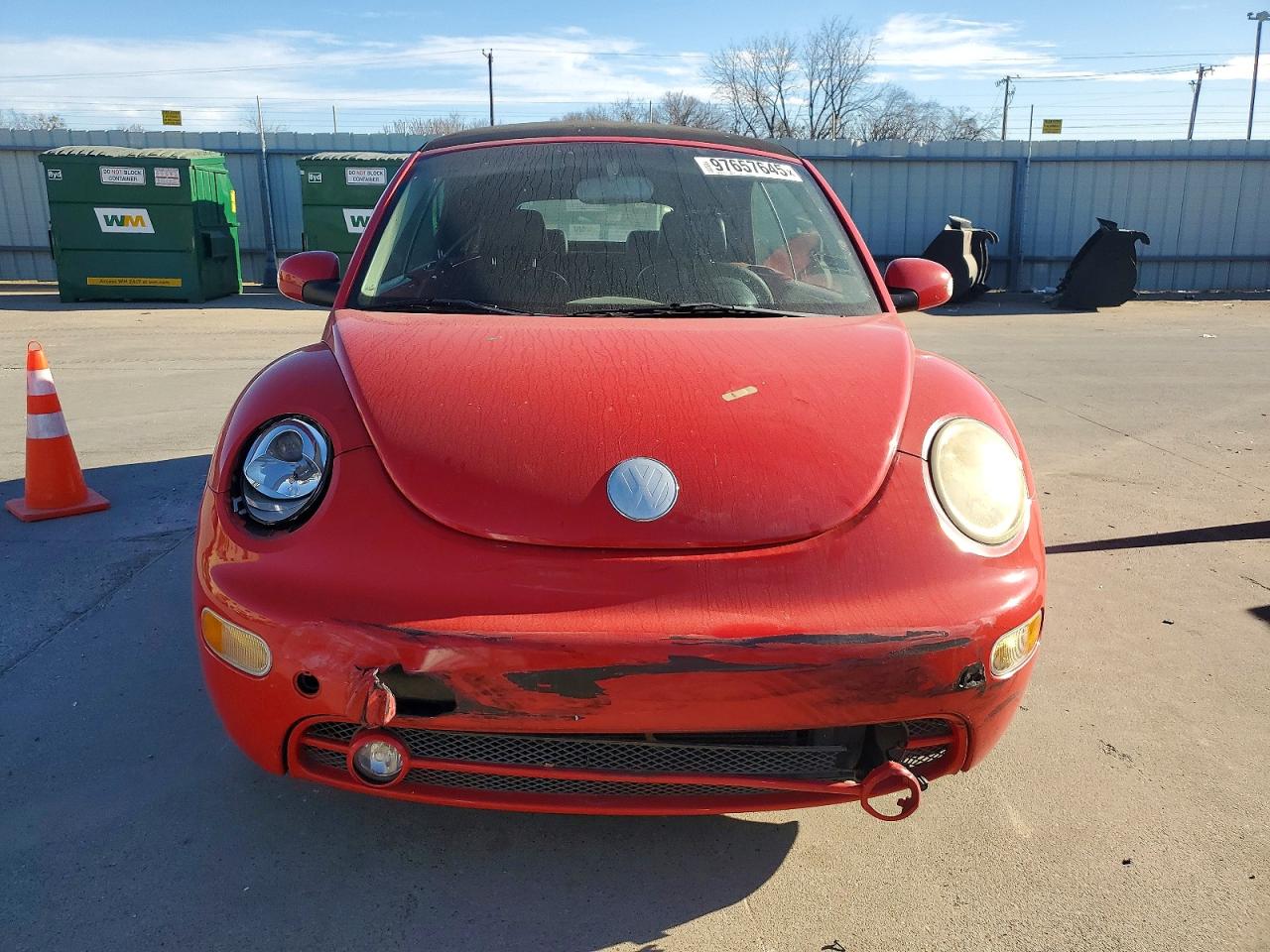 2004 VOLKSWAGEN NEW BEETLE GLS photo 5