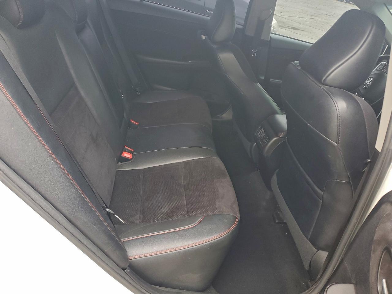 2016 TOYOTA CAMRY XSE photo 10