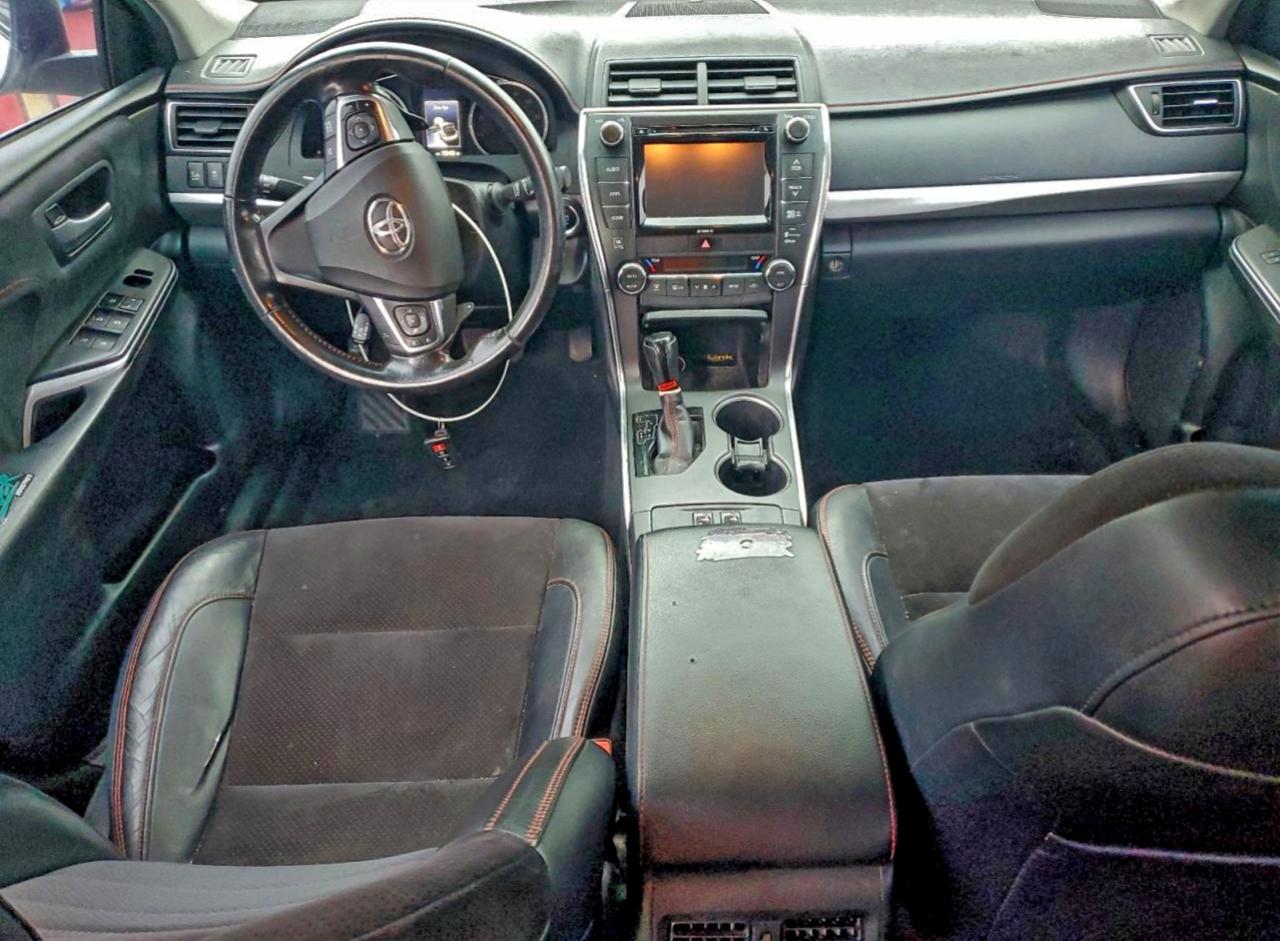 2016 TOYOTA CAMRY XSE photo 8