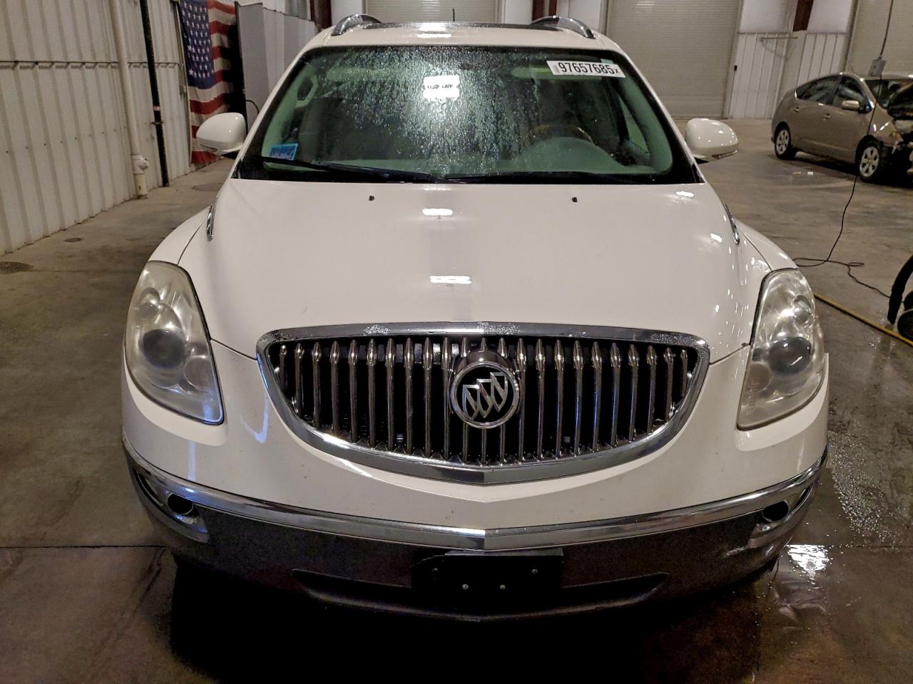 2008 BUICK ENCLAVE CXL photo 5
