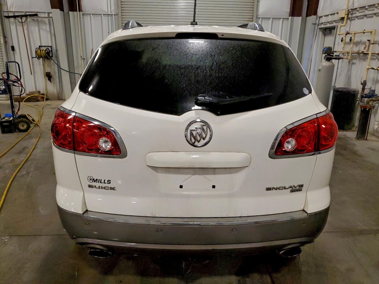2008 BUICK ENCLAVE CXL photo 6
