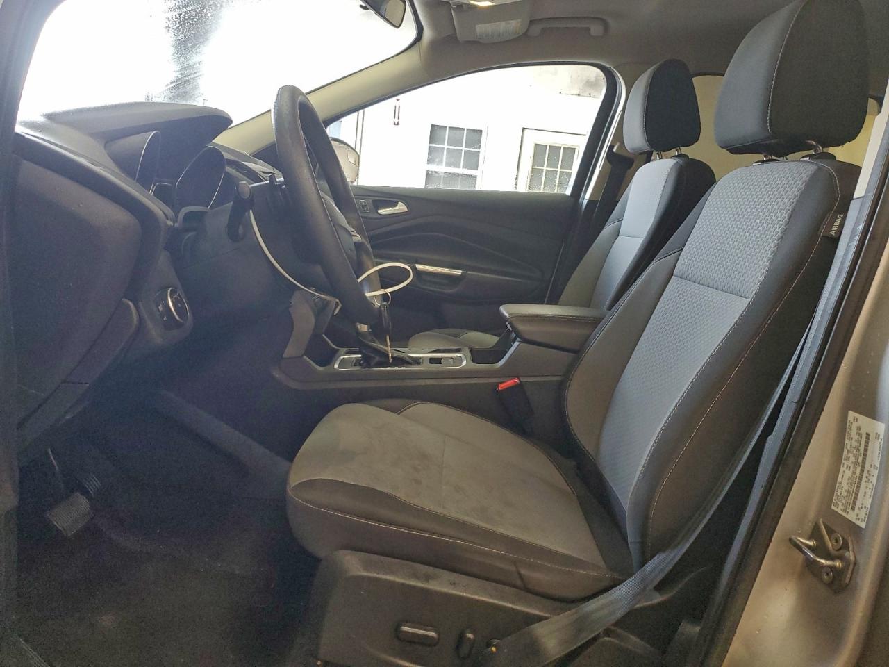 2017 FORD ESCAPE SE photo 7