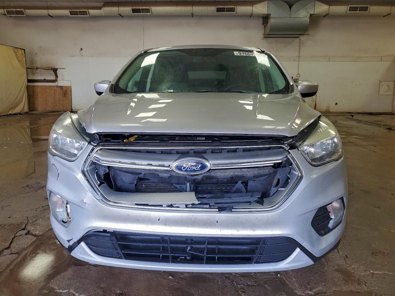 2017 FORD ESCAPE SE photo 5