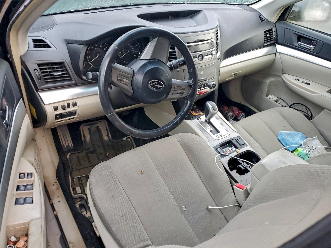 2011 SUBARU OUTBACK 2.5I PREMIUM photo 8