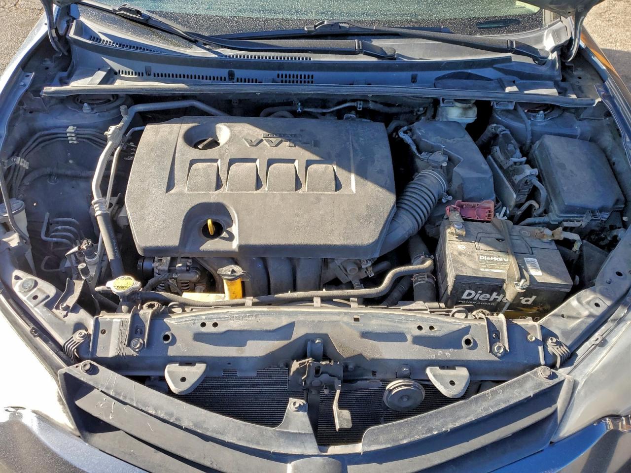 2014 TOYOTA COROLLA L photo 11