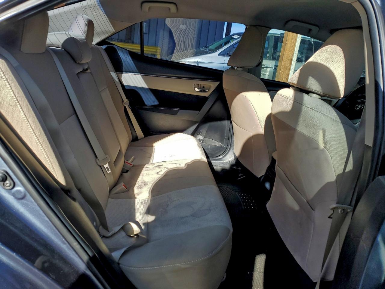 2014 TOYOTA COROLLA L photo 10