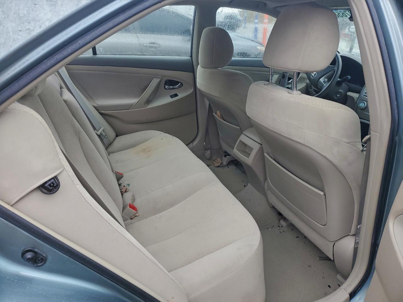 2009 TOYOTA CAMRY BASE photo 10
