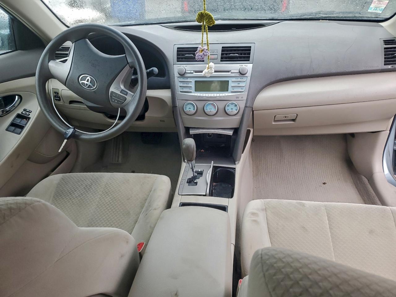 2009 TOYOTA CAMRY BASE photo 8