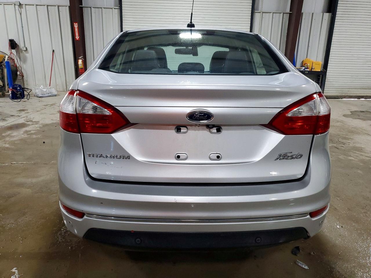 2015 FORD FIESTA TITANIUM photo 6