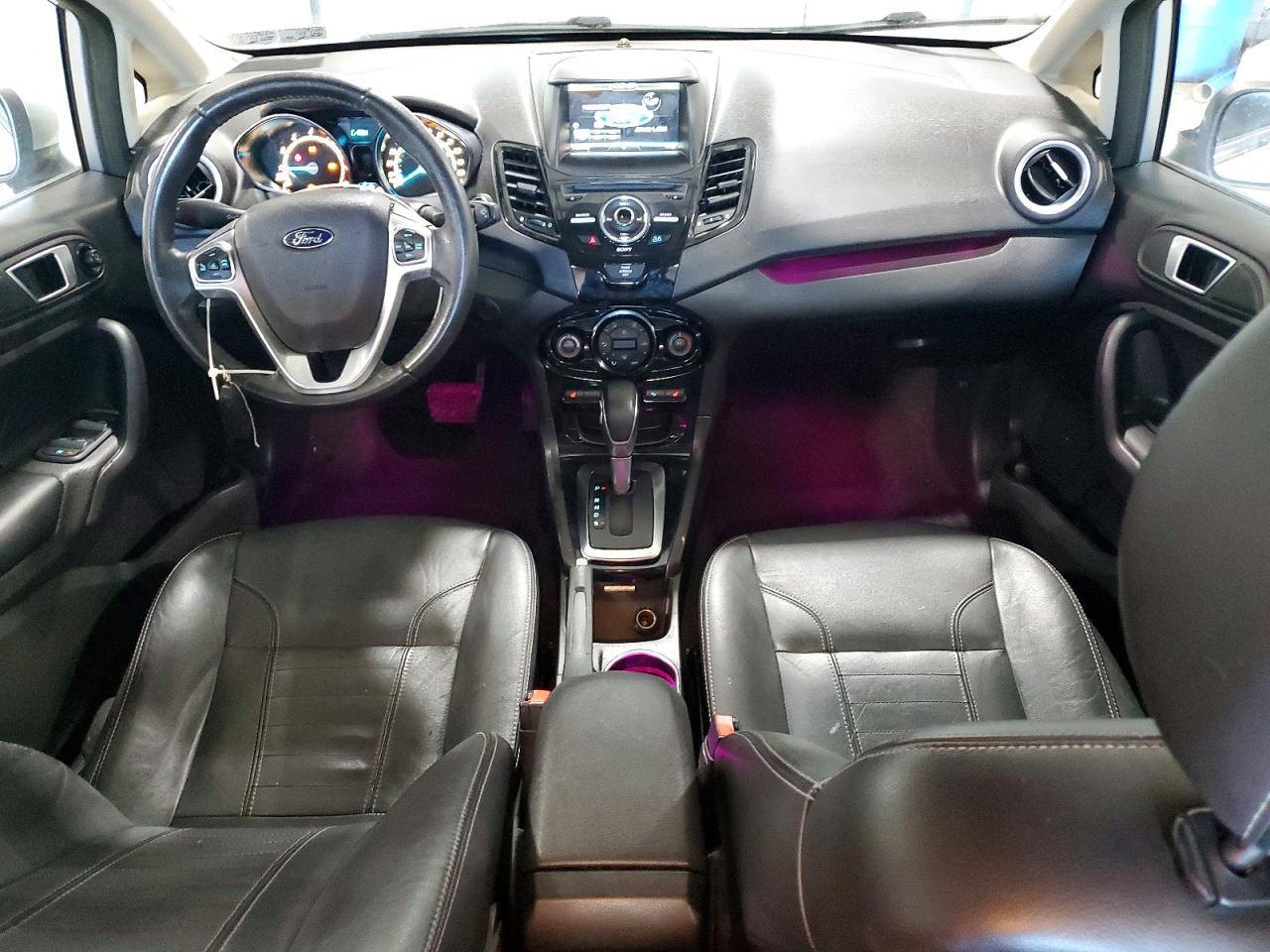 2015 FORD FIESTA TITANIUM photo 8