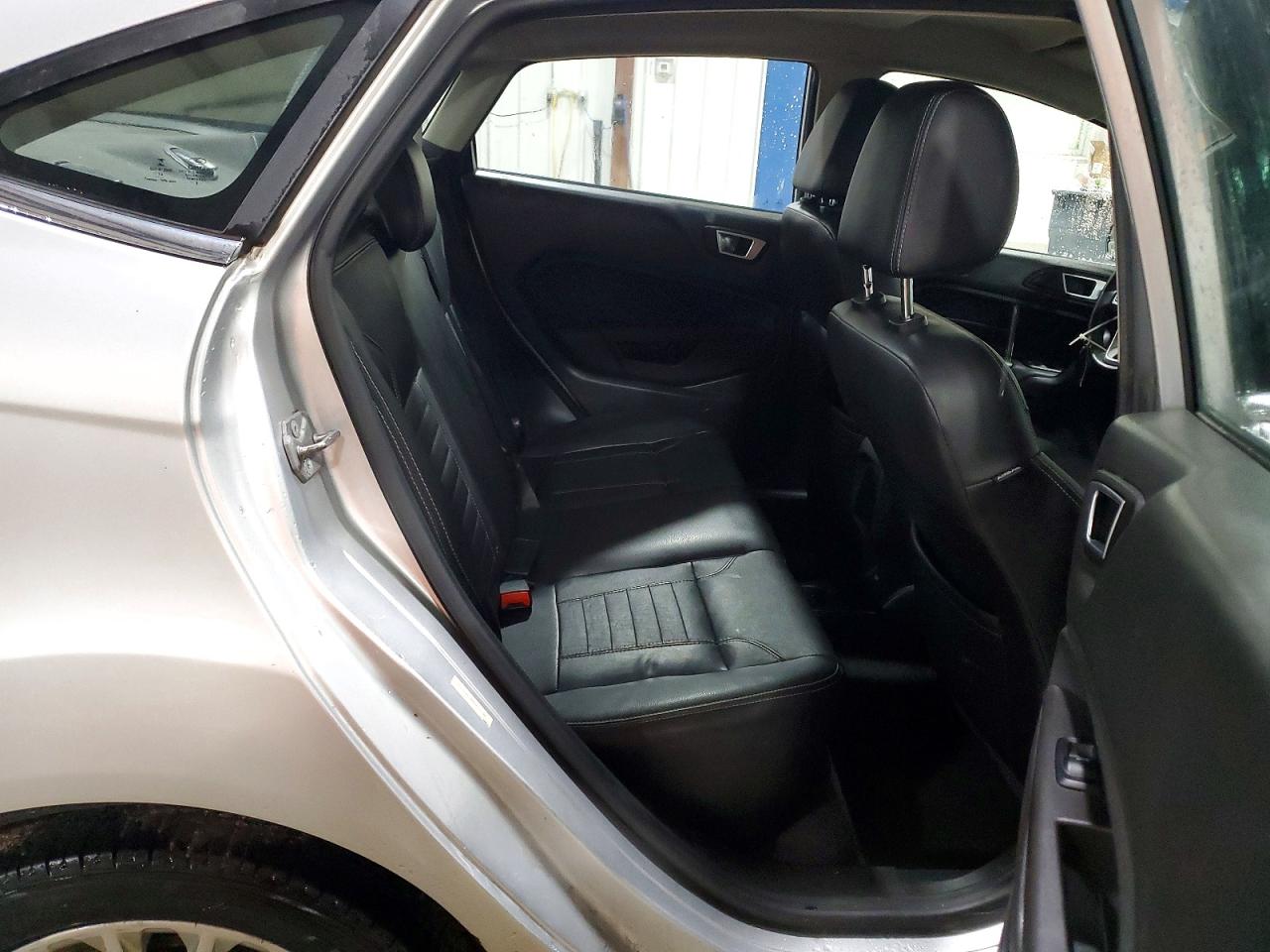 2015 FORD FIESTA TITANIUM photo 10