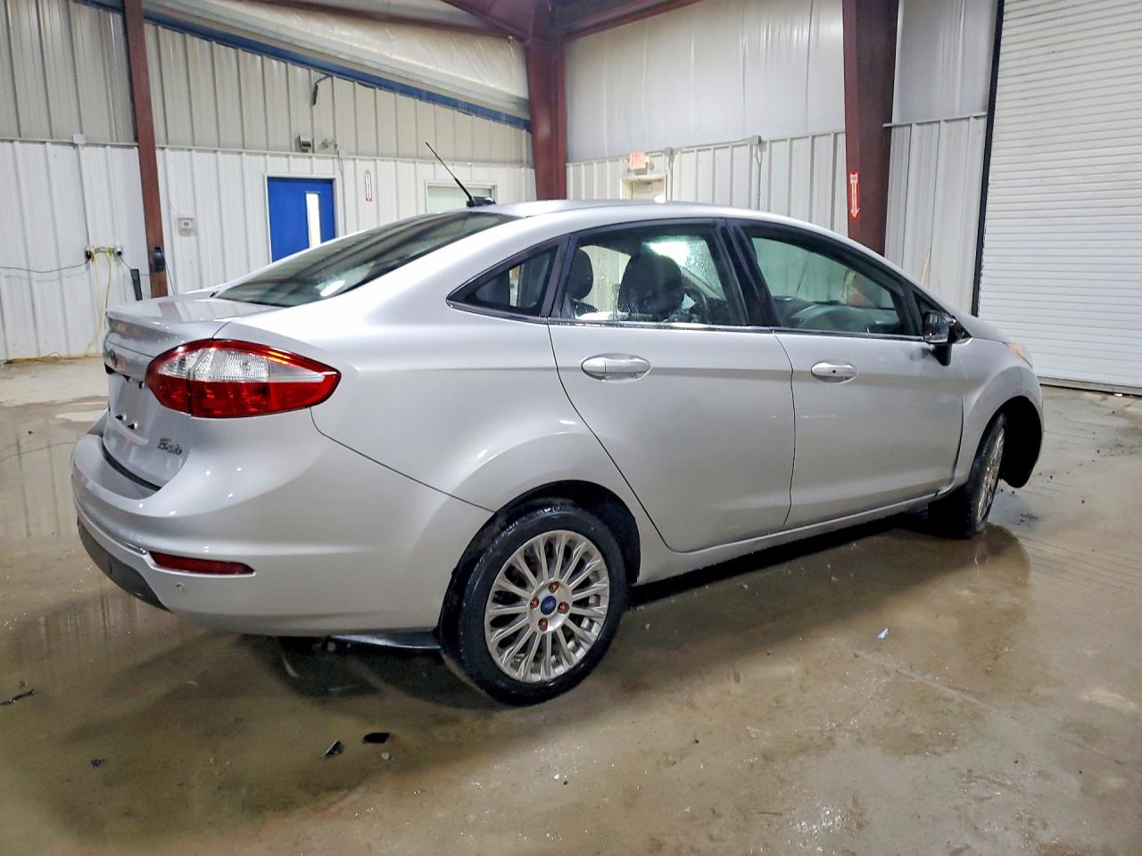 2015 FORD FIESTA TITANIUM photo 3