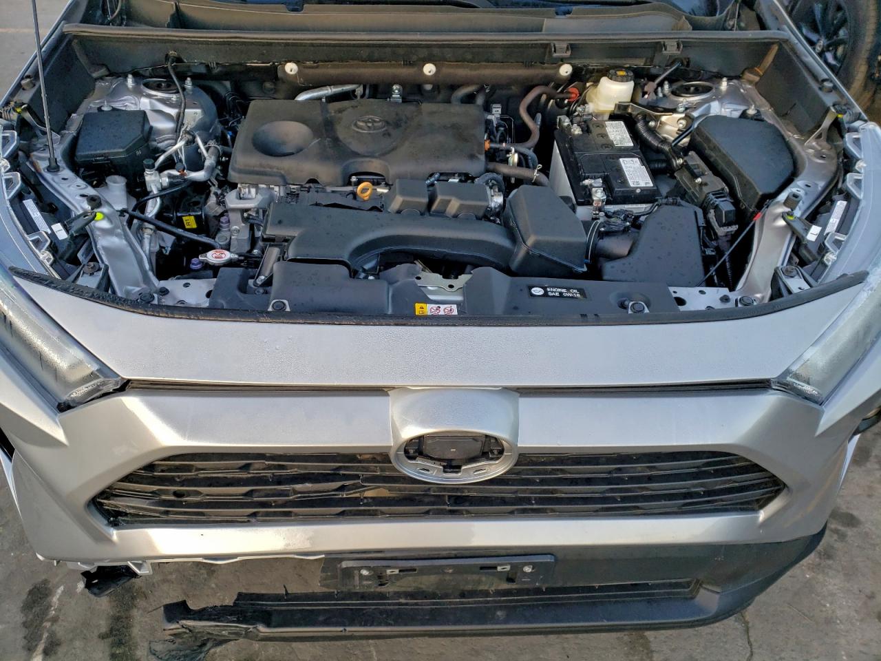 2024 TOYOTA RAV4 XLE PREMIUM photo 12