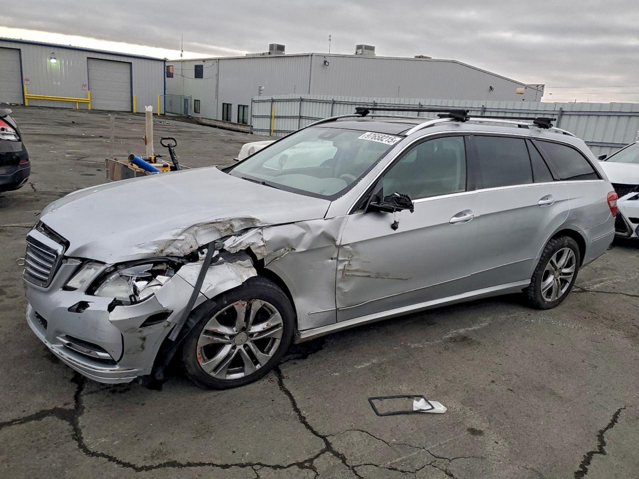 2011 MERCEDES-BENZ E