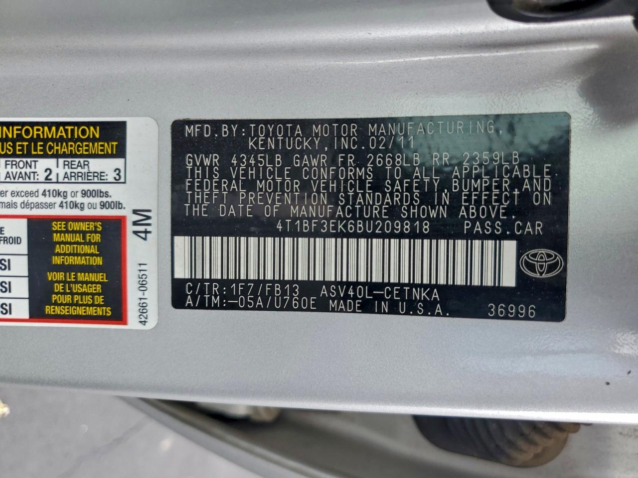 2011 TOYOTA CAMRY BASE photo 12