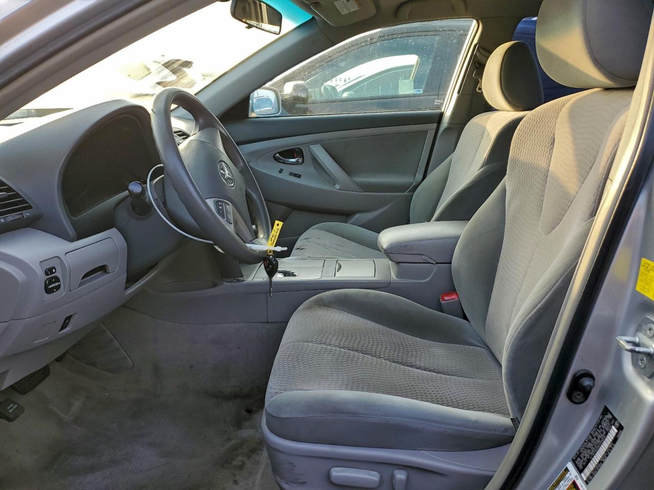 2011 TOYOTA CAMRY BASE photo 7