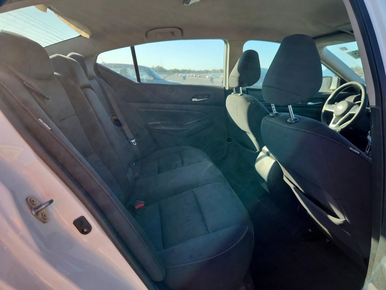 2019 NISSAN ALTIMA photo 10