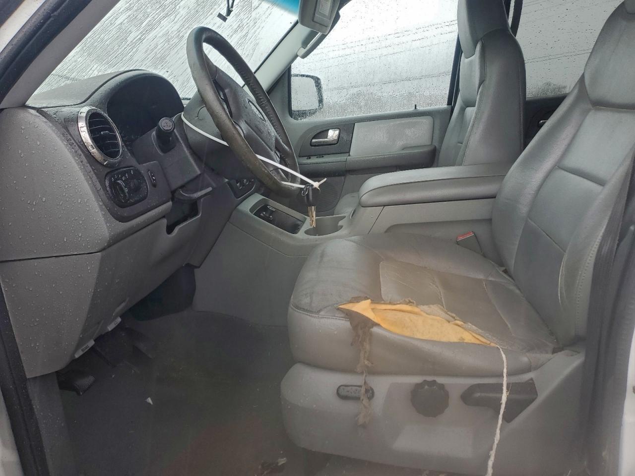 2004 FORD EXPEDITION XLT photo 7