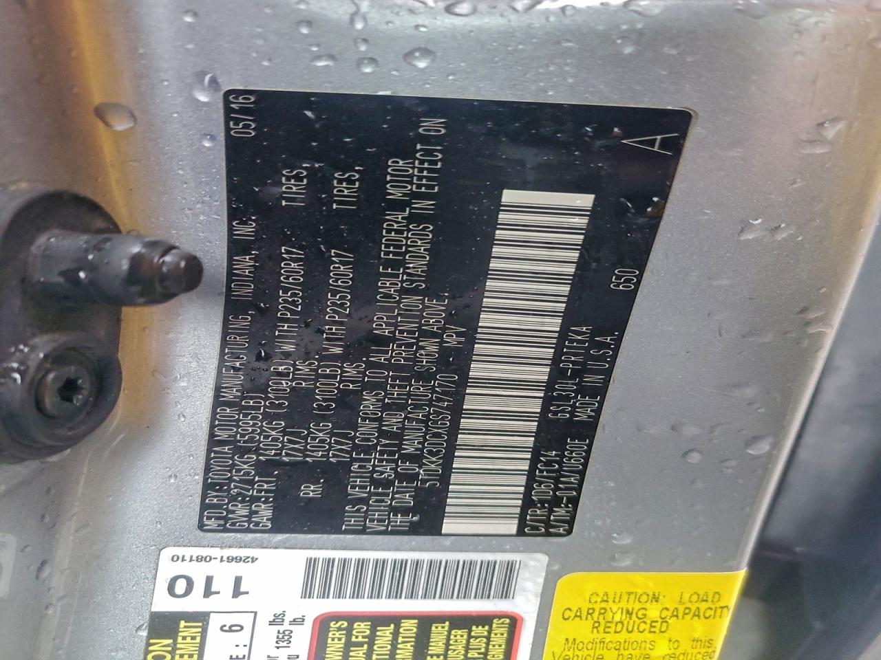 2016 TOYOTA SIENNA LE photo 25