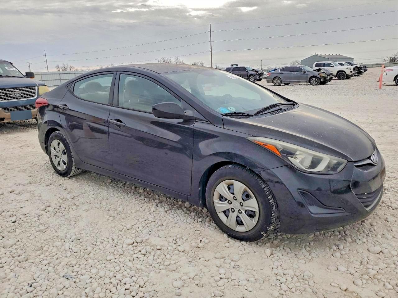 2016 HYUNDAI ELANTRA SE photo 7