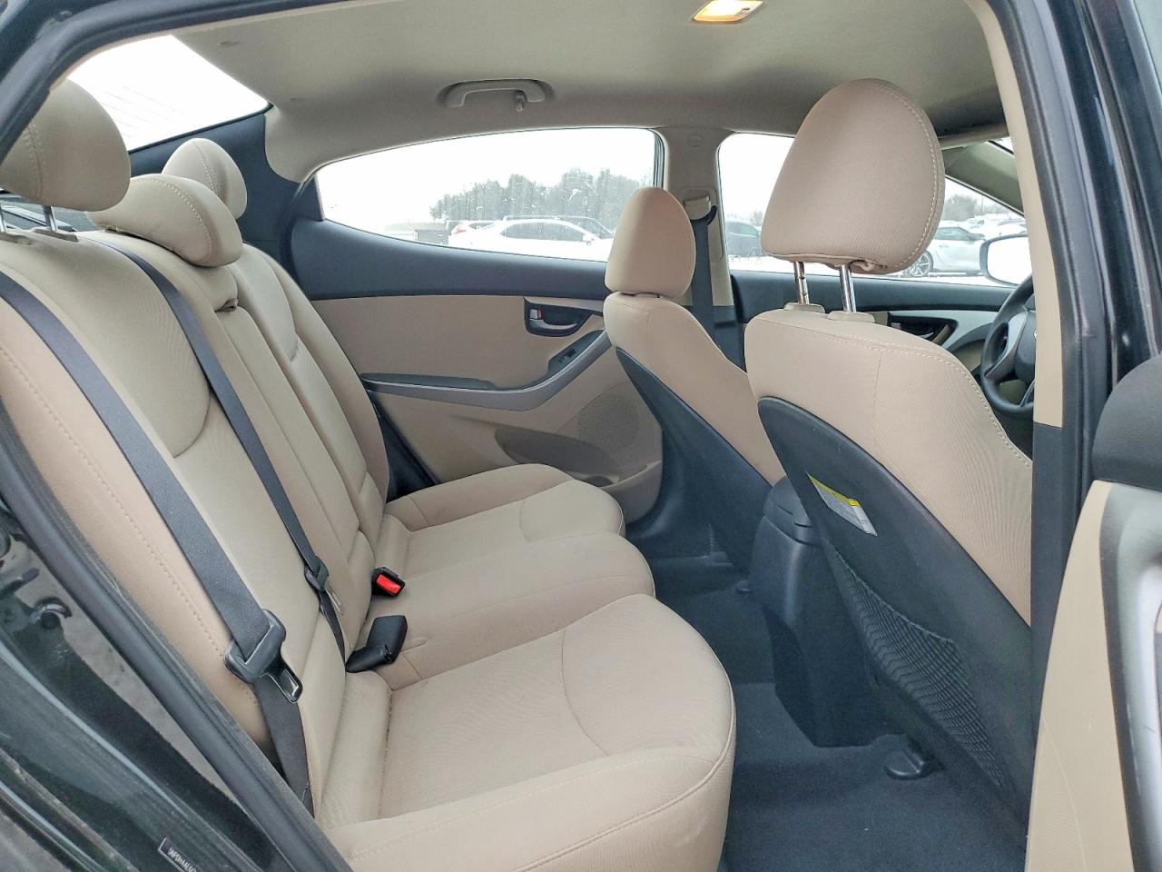 2016 HYUNDAI ELANTRA SE photo 19