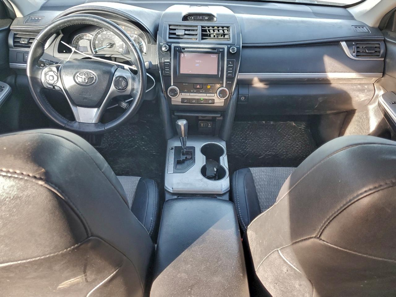 2013 TOYOTA CAMRY L photo 15