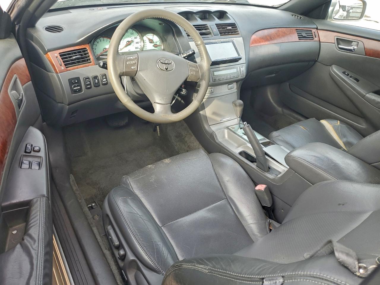 2006 TOYOTA CAMRY SOLARA SE photo 8
