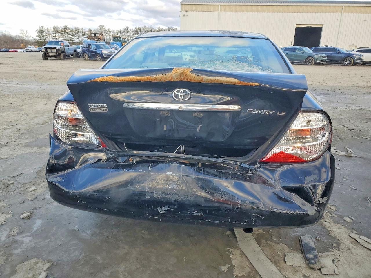 2002 TOYOTA CAMRY LE photo 6