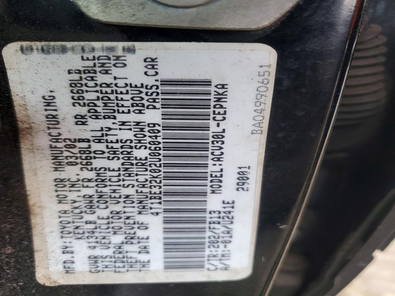2002 TOYOTA CAMRY LE photo 12
