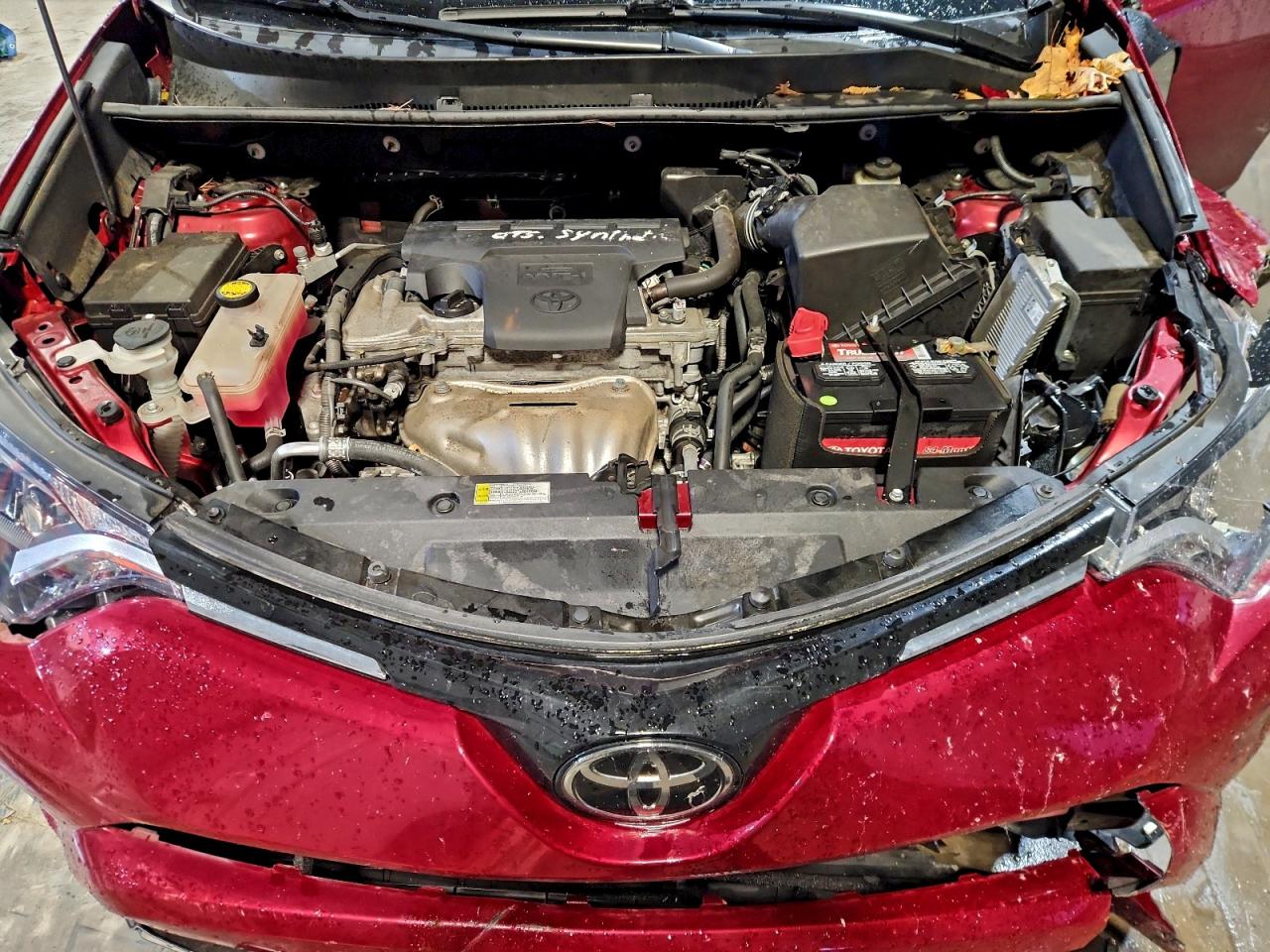 2018 TOYOTA RAV4 LE photo 12