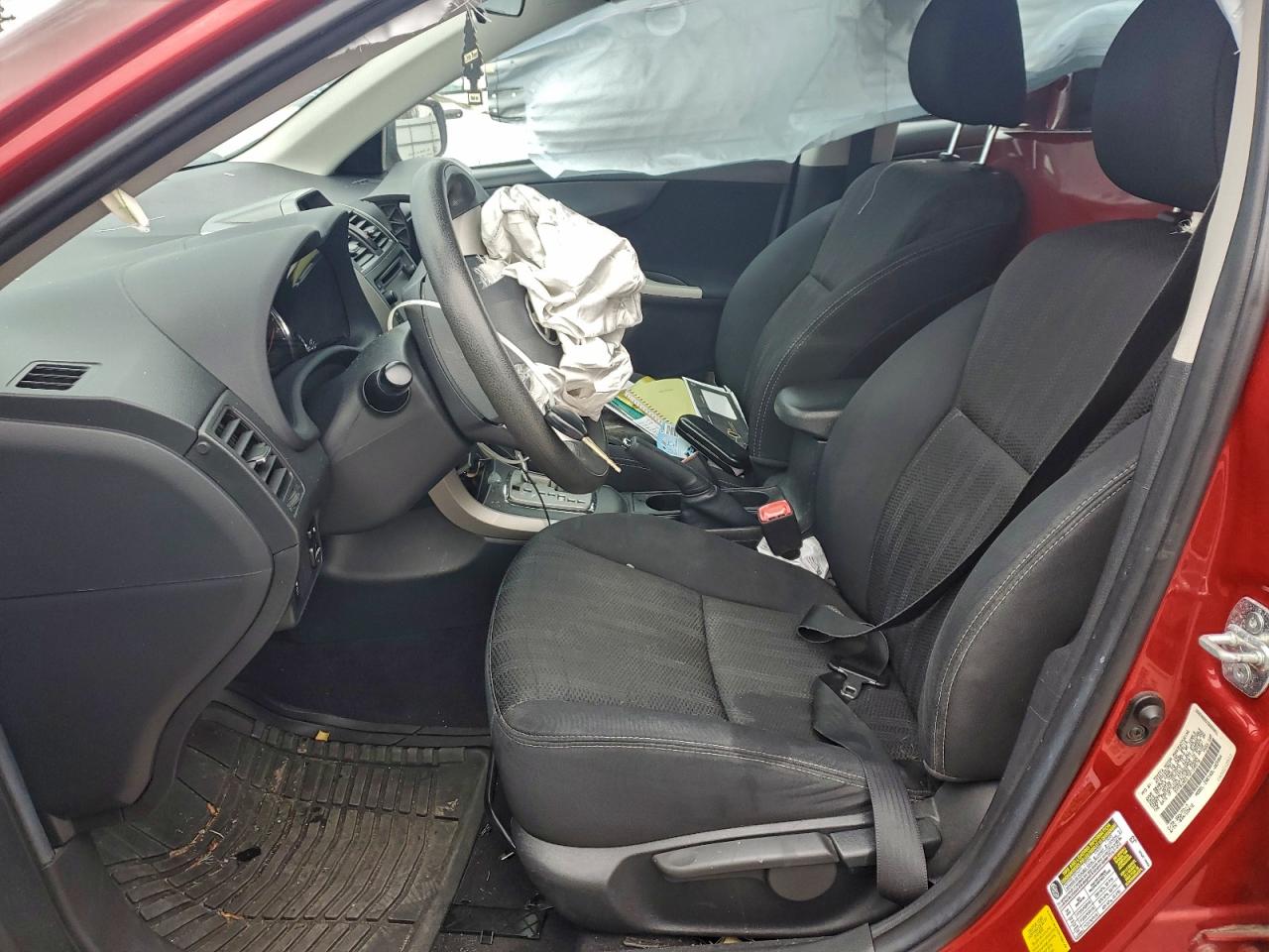 2013 TOYOTA COROLLA BASE photo 7