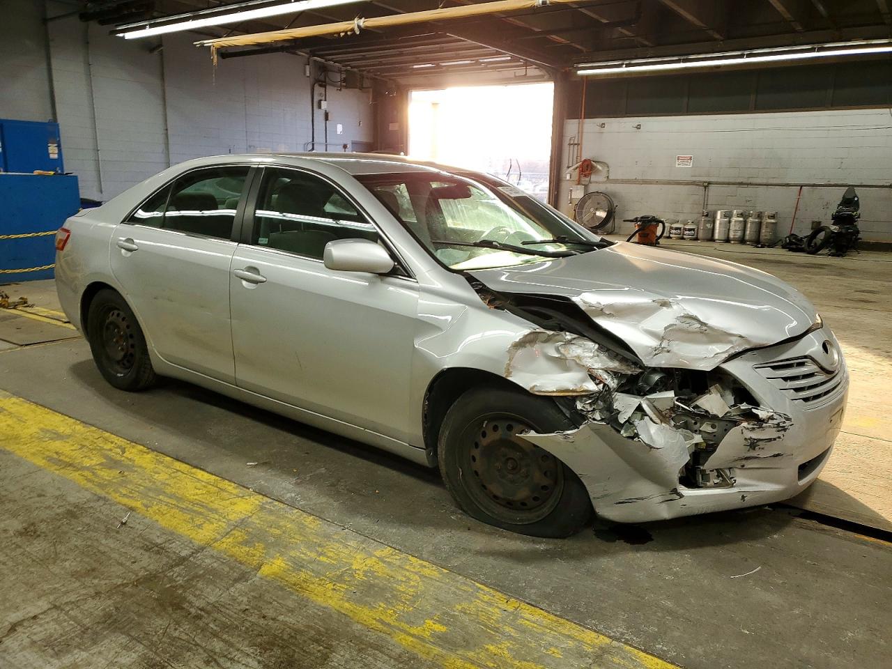 2009 TOYOTA CAMRY LE photo 4