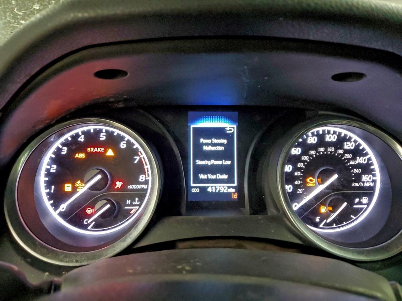 2018 TOYOTA CAMRY L photo 9