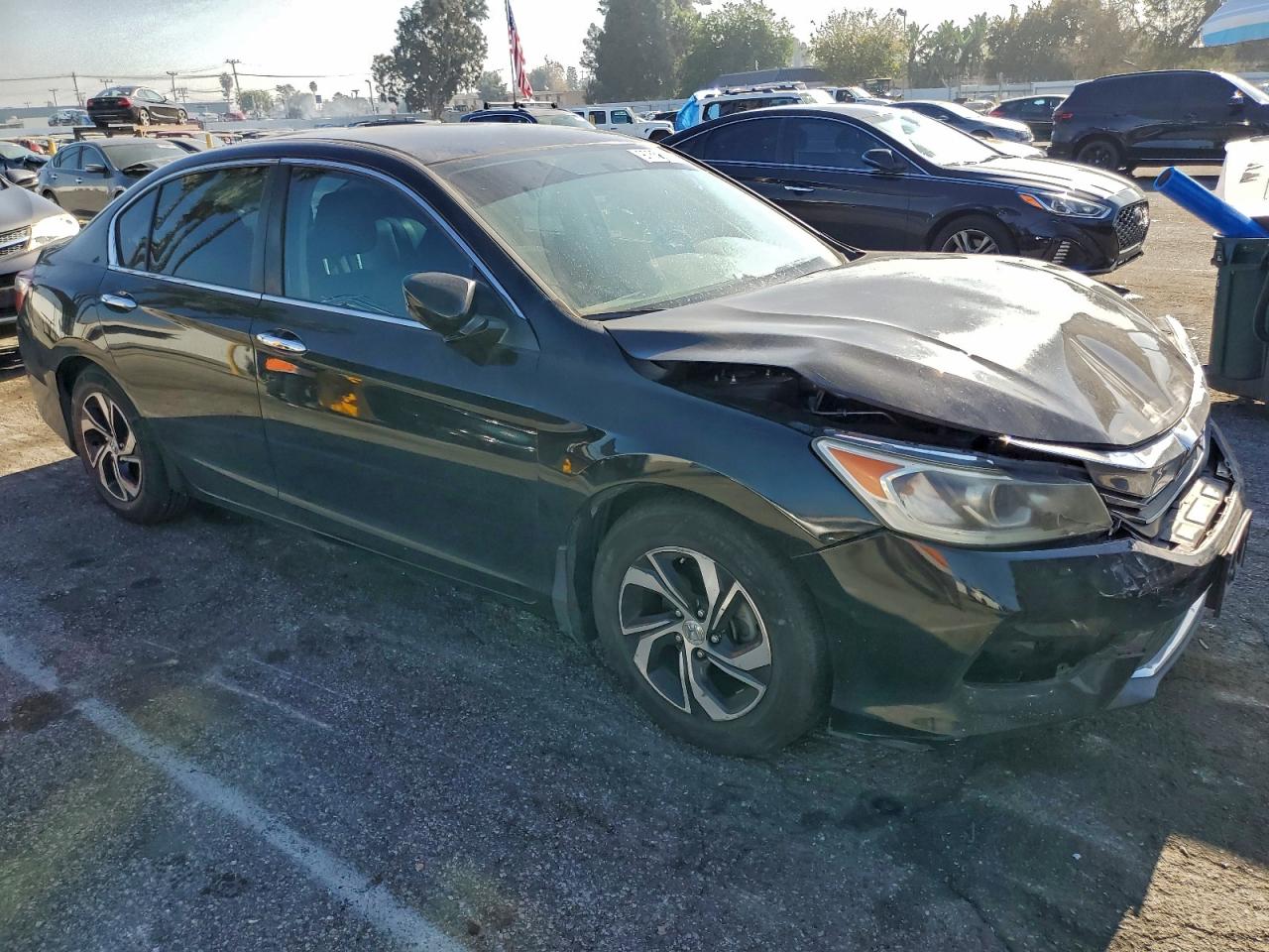 2017 HONDA ACCORD LX photo 4