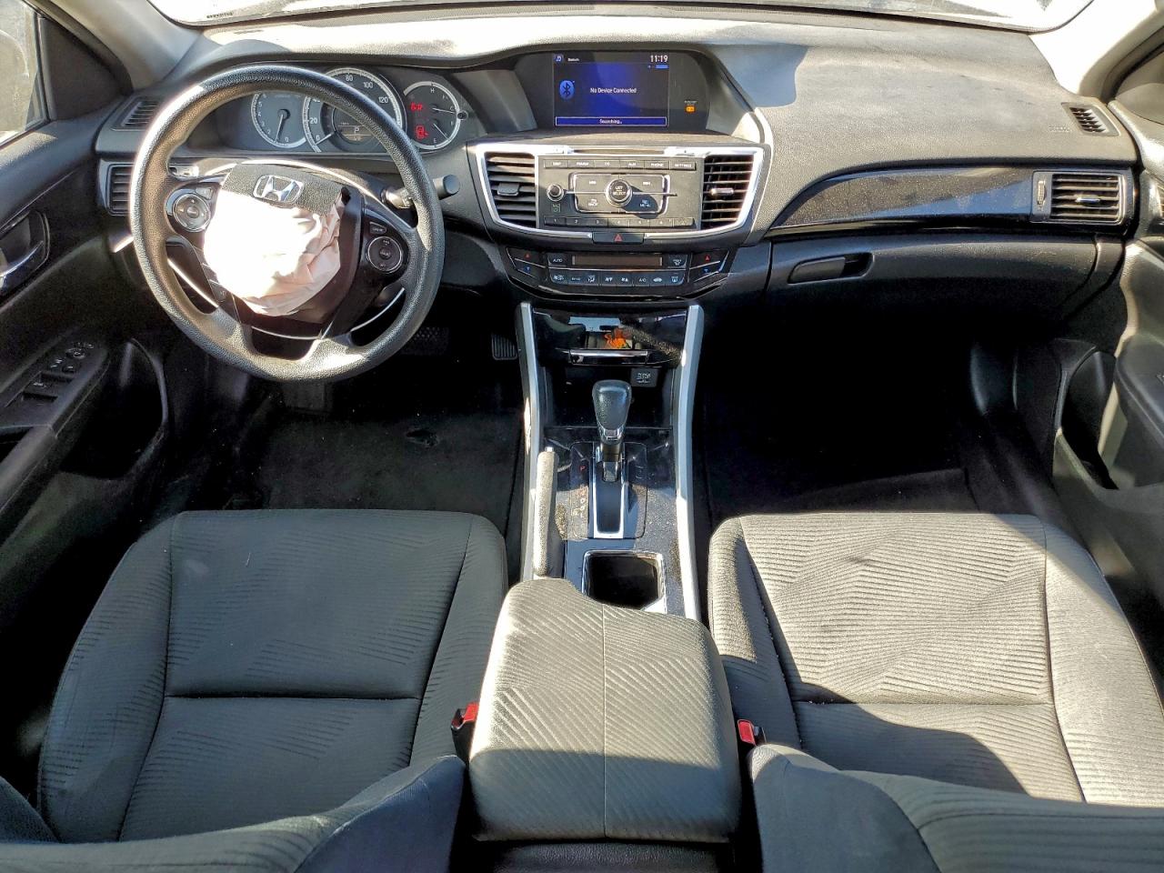 2017 HONDA ACCORD LX photo 8
