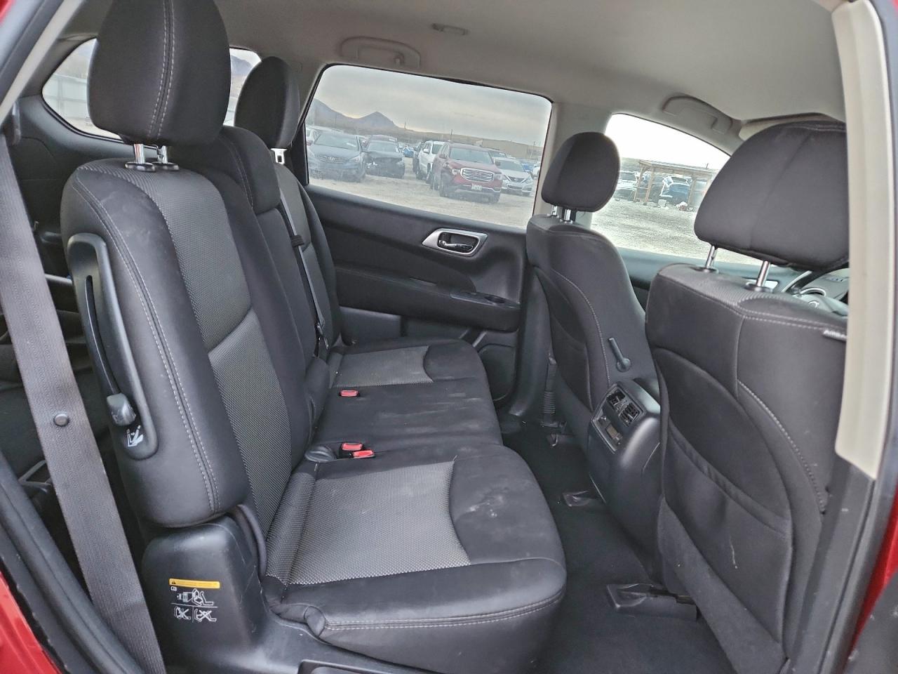 2017 NISSAN PATHFINDER S photo 10