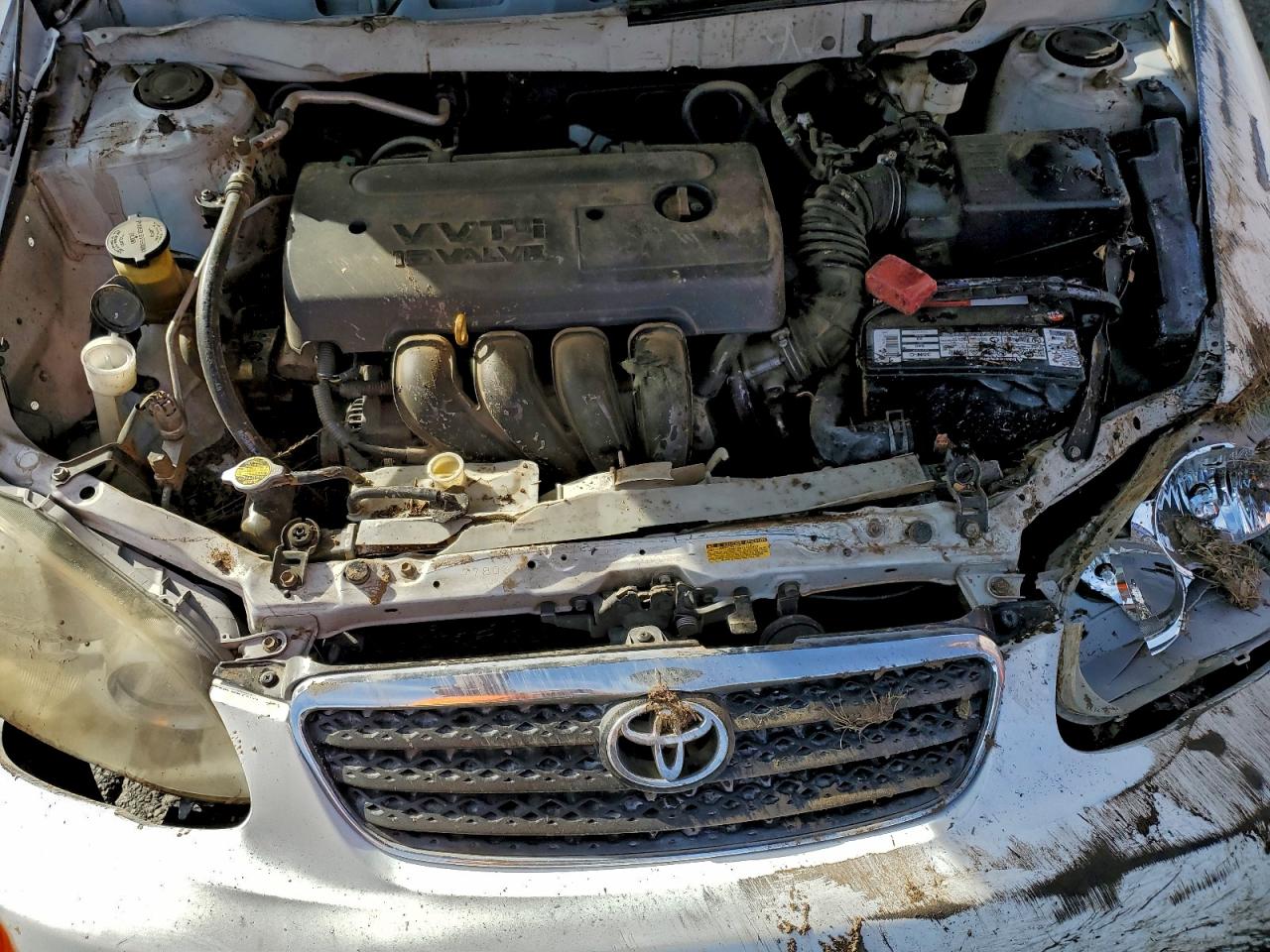 2005 TOYOTA COROLLA CE photo 11