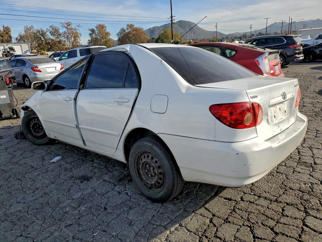 2005 TOYOTA COROLLA CE photo 2