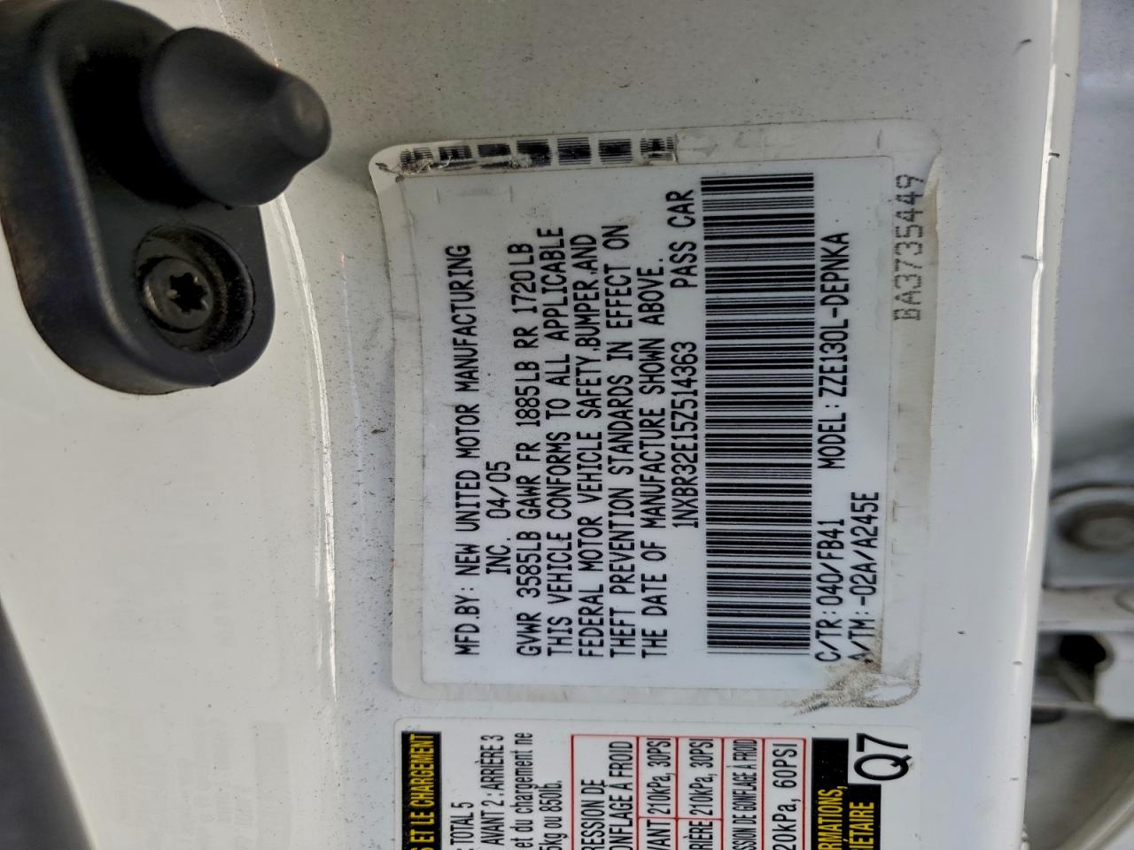 2005 TOYOTA COROLLA CE photo 13
