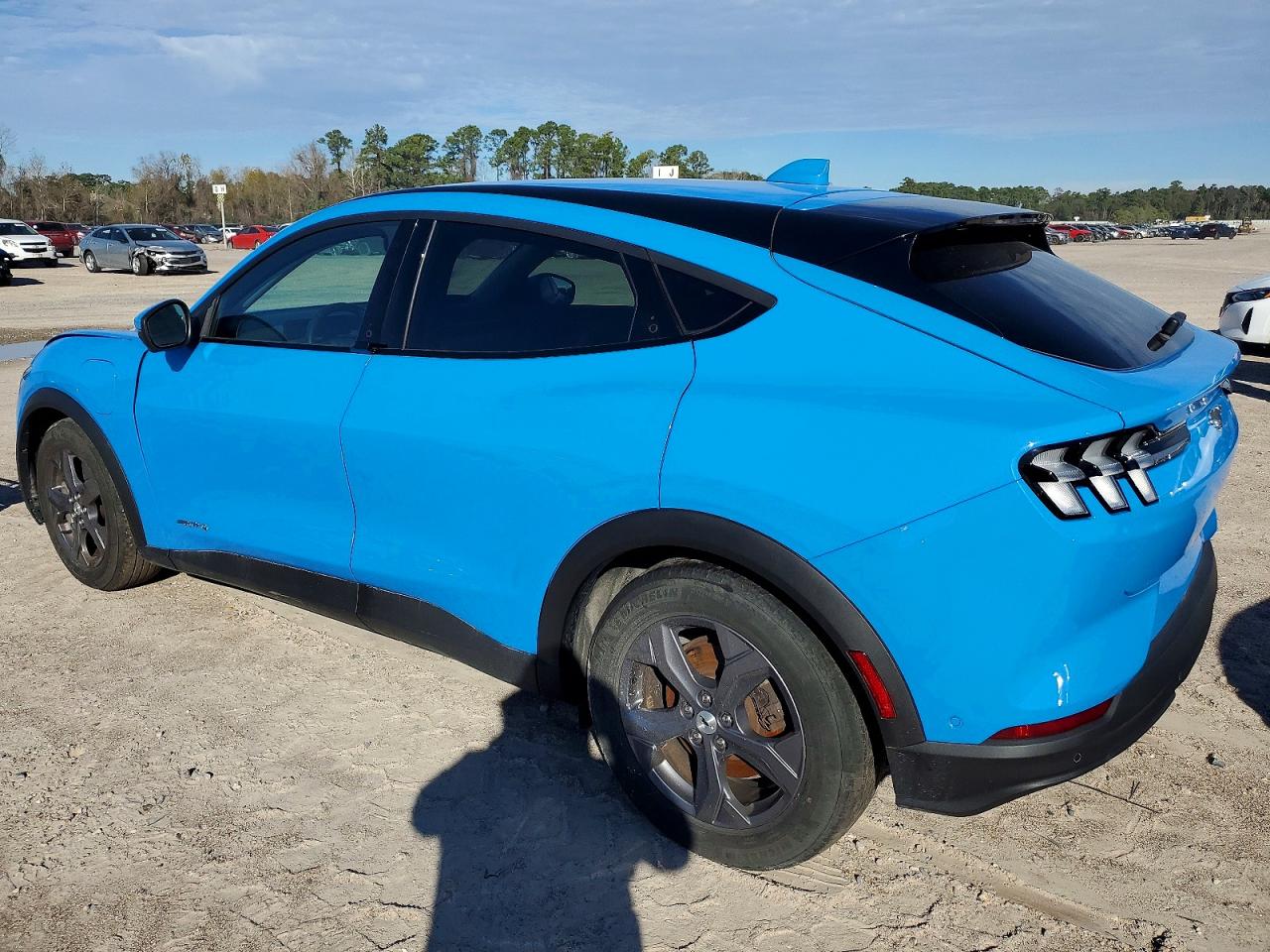 2022 FORD MUSTANG MACH-E SELECT photo 2