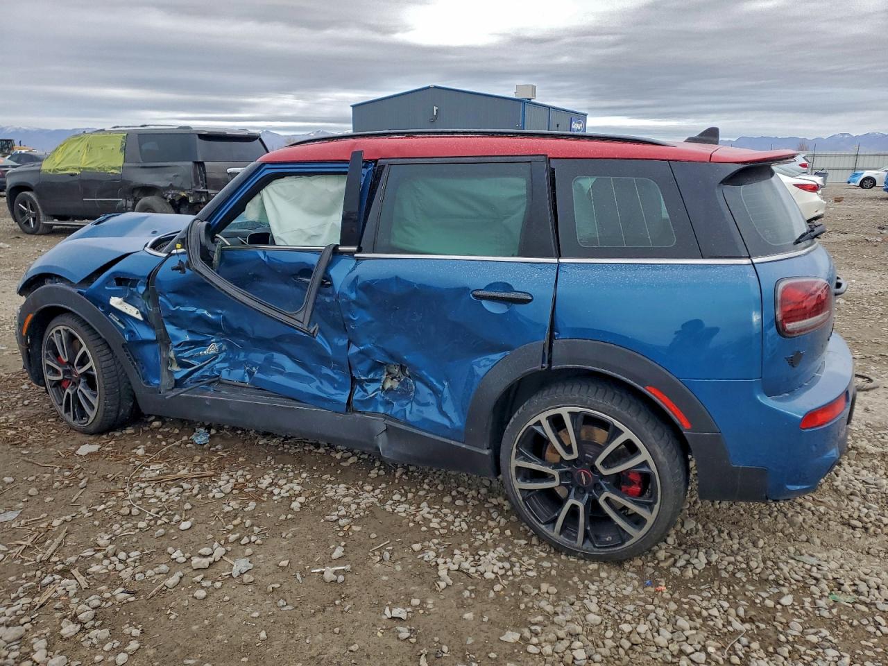 2022 MINI COOPER JOHN COOPER WORKS CLUBMAN photo 2