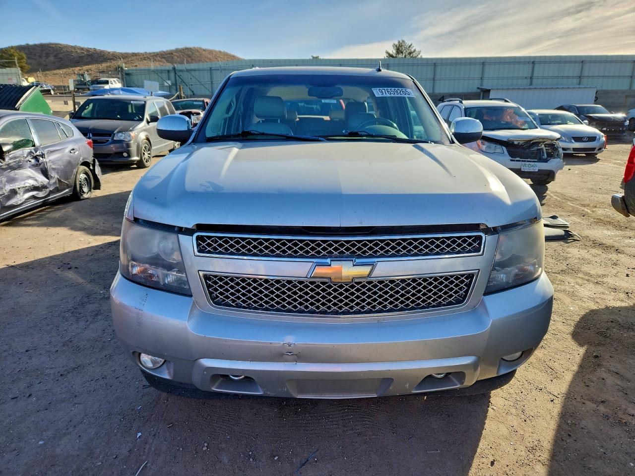 2011 CHEVROLET SUBURBAN K1500 LTZ photo 5