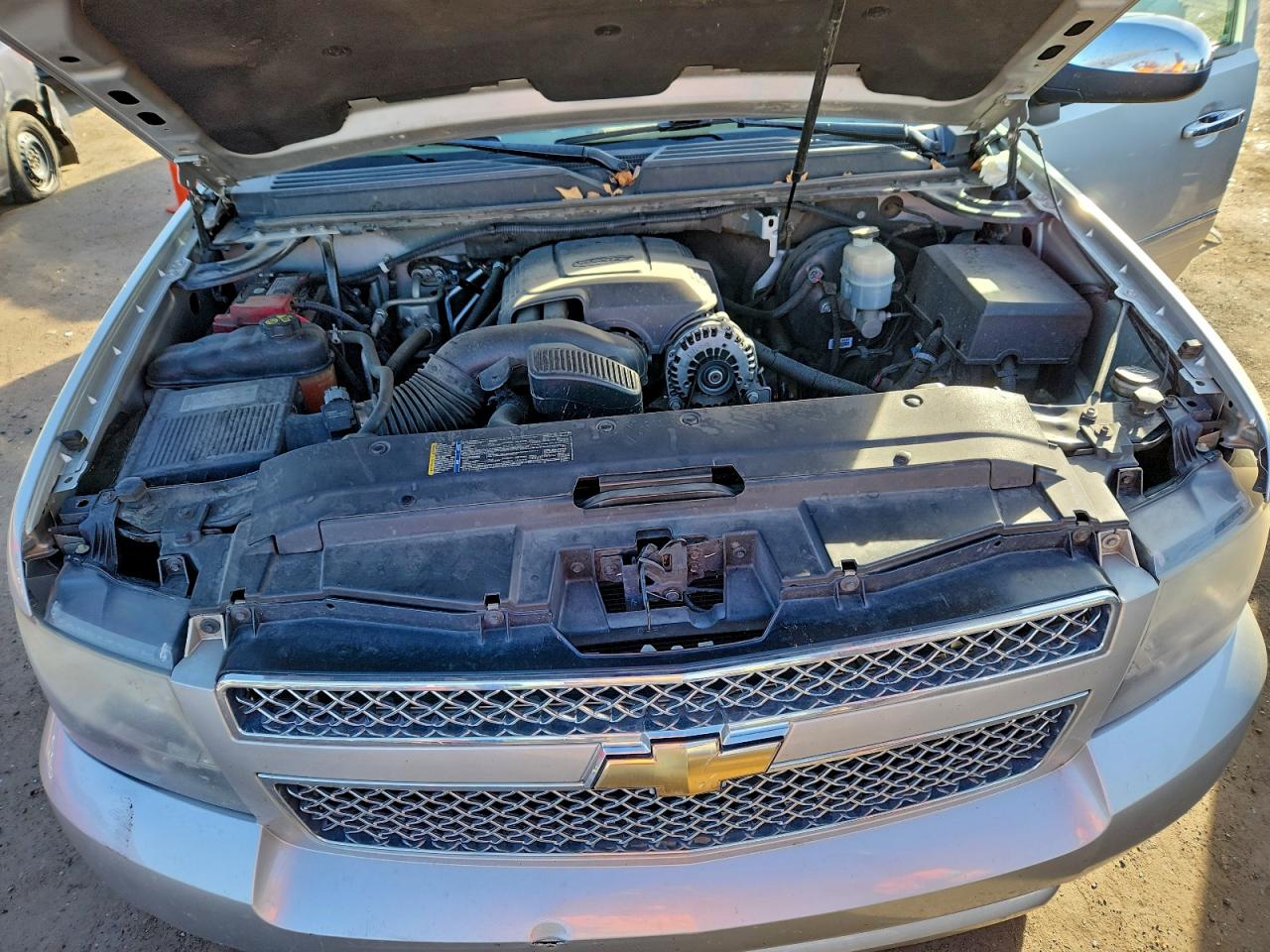 2011 CHEVROLET SUBURBAN K1500 LTZ photo 11