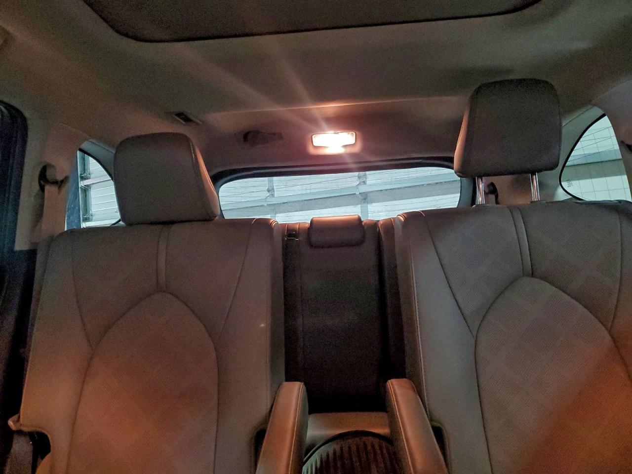 2021 TOYOTA HIGHLANDER PLATINUM photo 10