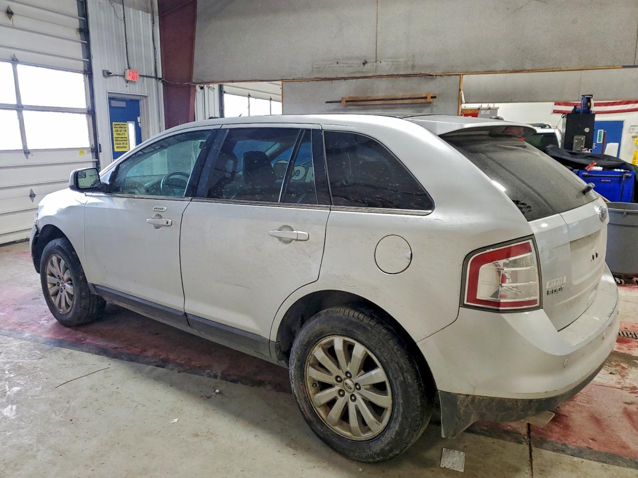 2010 FORD EDGE LIMITED photo 2