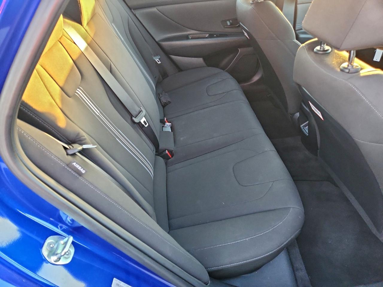 2025 HYUNDAI ELANTRA SEL SPORT photo 10