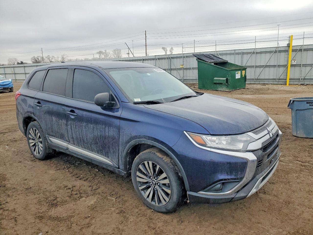 2019 MITSUBISHI OUTLANDER SE photo 4
