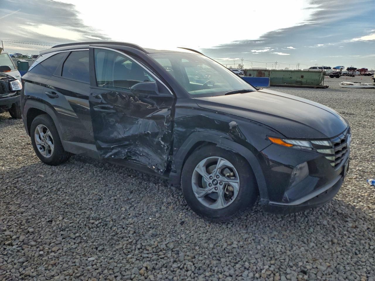 2024 HYUNDAI TUCSON SEL photo 4