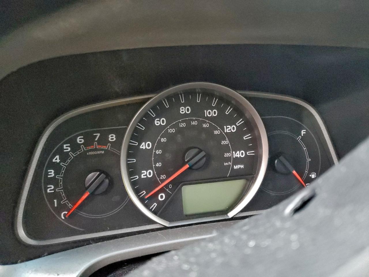 2015 TOYOTA RAV4 XLE photo 9